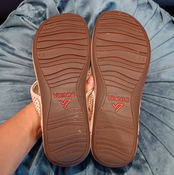 Vionic Elegant Tan Women's Sandals with Rhinestones - Picture 5 of 5